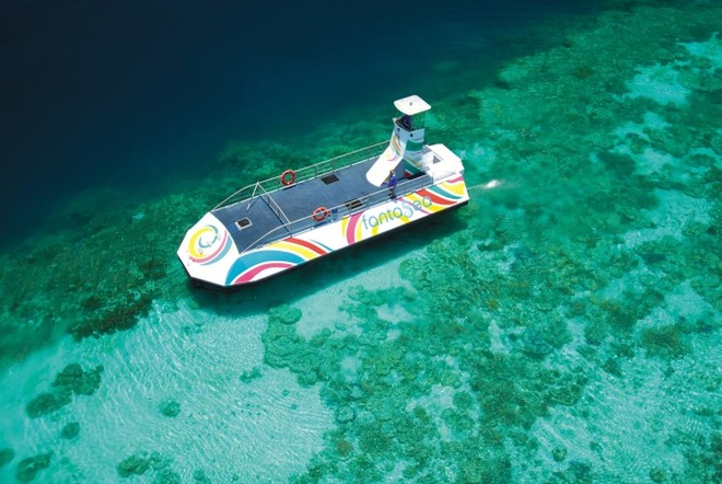 Reefworld Semi Sub © Fantasea Adventure Cruising - copyright http://www.fantasea.com.au